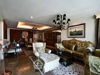 For sale 3 bedrooms condo in Sathon, Bangkok