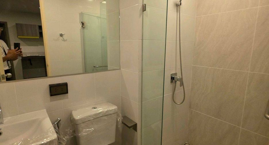 For sale 2 bedrooms condo in Khan Na Yao, Bangkok