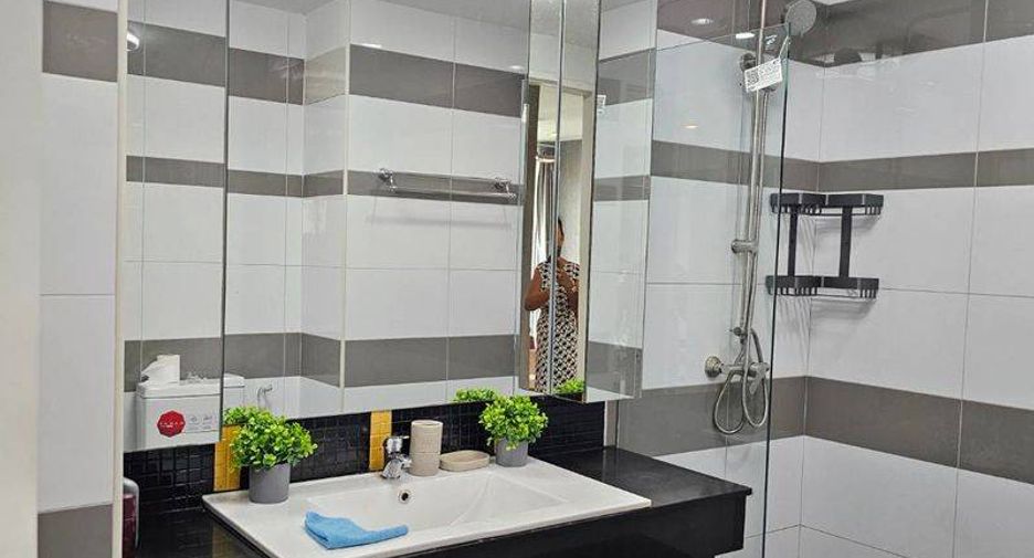 For sale 1 bed condo in Bang Lamung, Chonburi
