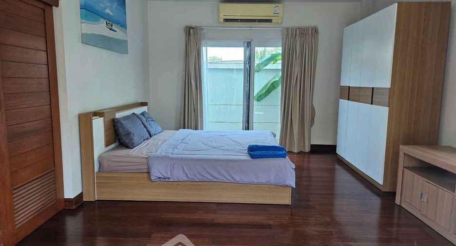 For sale 4 bedrooms villa in North Pattaya, Pattaya