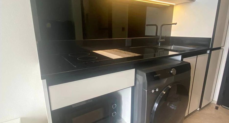 For sale 1 bed condo in Khlong San, Bangkok