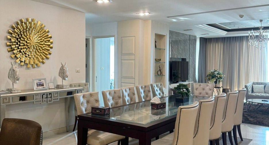 For sale 3 bedrooms condo in Sattahip, Chonburi