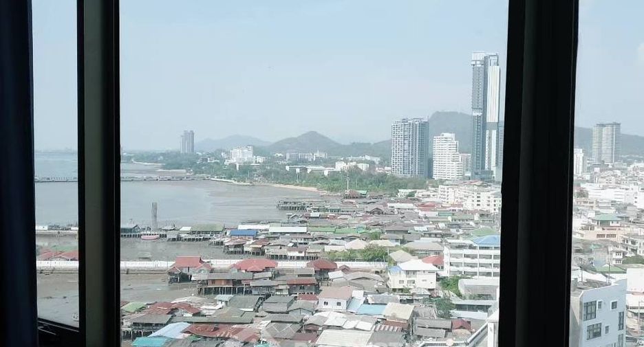 For sale 1 bed condo in Si Racha, Chonburi