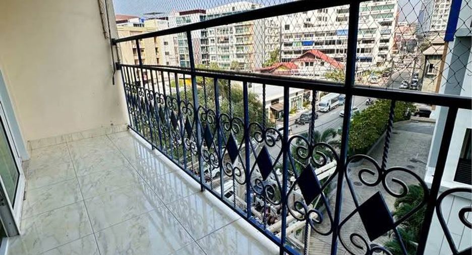 For sale 1 bed condo in Bang Lamung, Chonburi