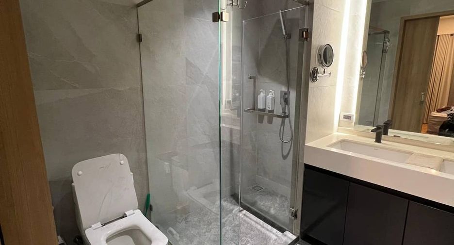 For sale 1 bed condo in Phaya Thai, Bangkok