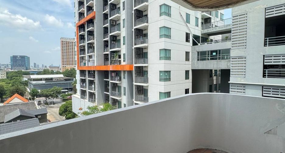 For sale 2 bedrooms condo in Phaya Thai, Bangkok
