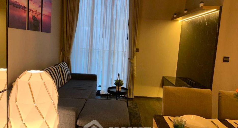 For sale 2 bedrooms condo in Huai Khwang, Bangkok