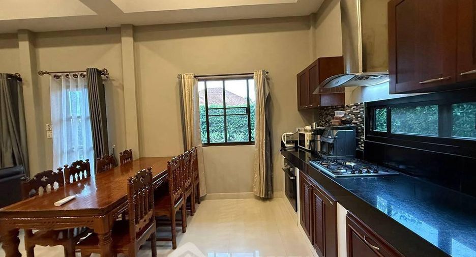 For sale 3 bedrooms house in Bang Lamung, Chonburi