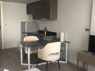 For sale 1 bed condo in Phaya Thai, Bangkok