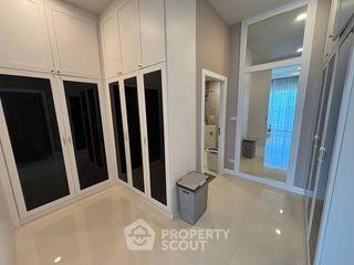 For sale 3 bedrooms villa in Bang Lamung, Chonburi