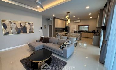 For sale 3 bedrooms villa in Huay Yai, Pattaya