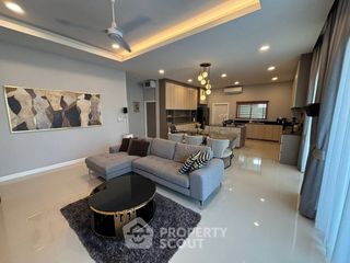 For sale 3 bedrooms villa in Bang Lamung, Chonburi