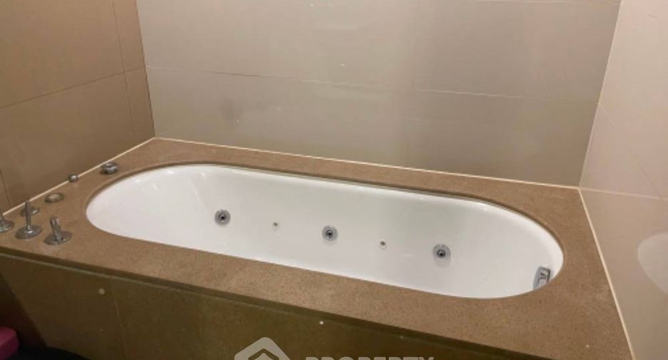 Wohnung zum Kauf mit 1 Zimmer in Pathum Wan, Bangkok