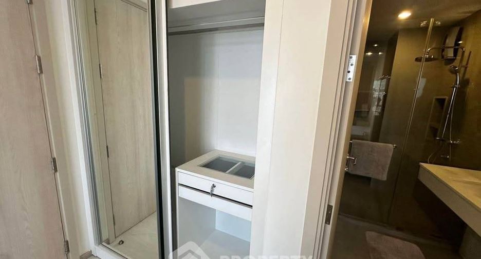 For sale 1 bed condo in Khlong Toei, Bangkok