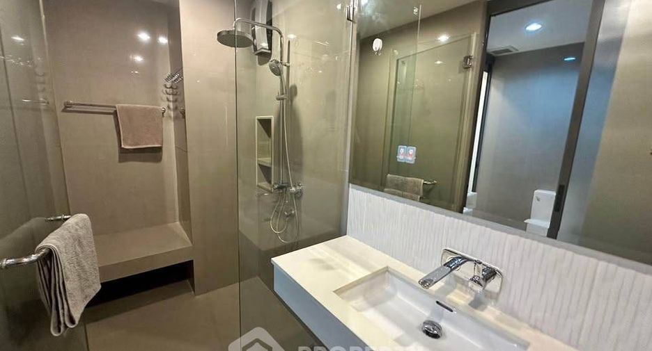 For sale 1 bed condo in Khlong Toei, Bangkok