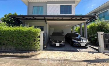 Haus zur Miete und zum Kauf mit 4 Zimmer in Lat Krabang, Bangkok