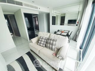 For sale 3 bedrooms condo in Watthana, Bangkok