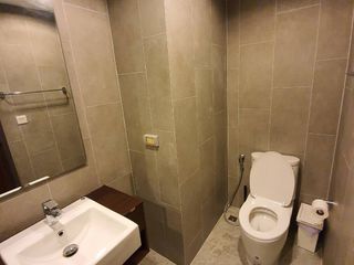 For sale 3 bedrooms condo in Watthana, Bangkok