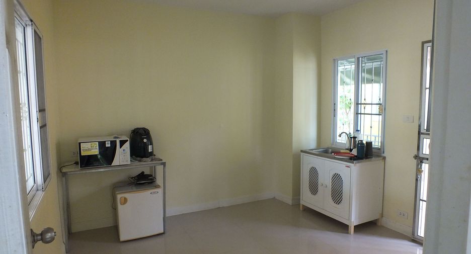 For rent 5 bedrooms house in Doi Saket, Chiang Mai