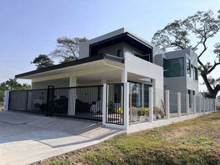 ขาย 4 ห้องนอน วิลล่า ใน หางดง, เชียงใหม่