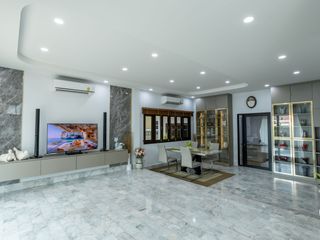 For sale and for rent 7 bedrooms house in Mueang Chiang Mai, Chiang Mai