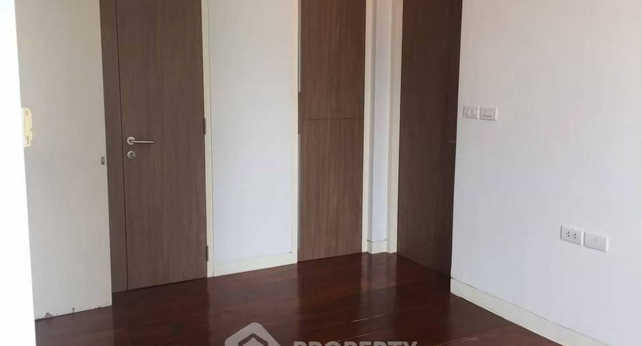 For rent and for sale 2 bedrooms condo in Watthana, Bangkok