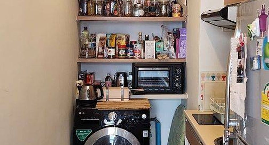 For sale 1 bed condo in Khlong Toei, Bangkok