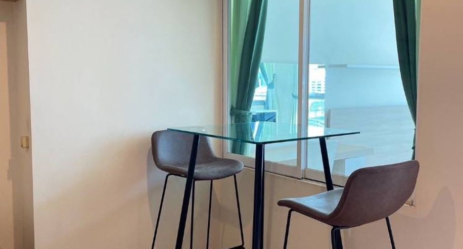 For sale 1 bed condo in Phaya Thai, Bangkok