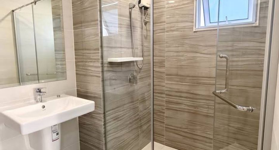 For sale 2 bedrooms condo in Bangkok Noi, Bangkok