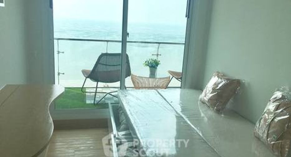 For sale 2 bedrooms condo in Si Racha, Chonburi