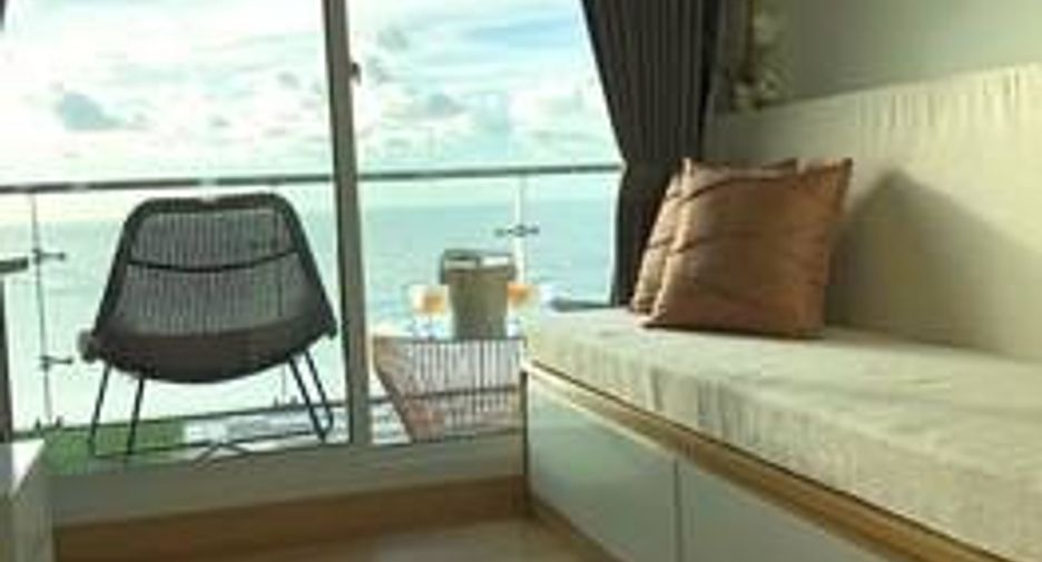 For sale 2 bedrooms condo in Si Racha, Chonburi