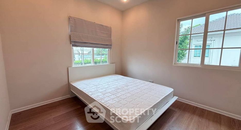 For rent and for sale 3 bedrooms house in Bueng Kum, Bangkok