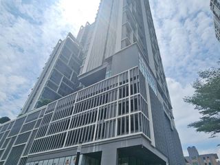出售 2 卧室 公寓 在 Khlong San, 曼谷
