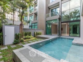 For sale 5 bedrooms house in Lak Si, Bangkok