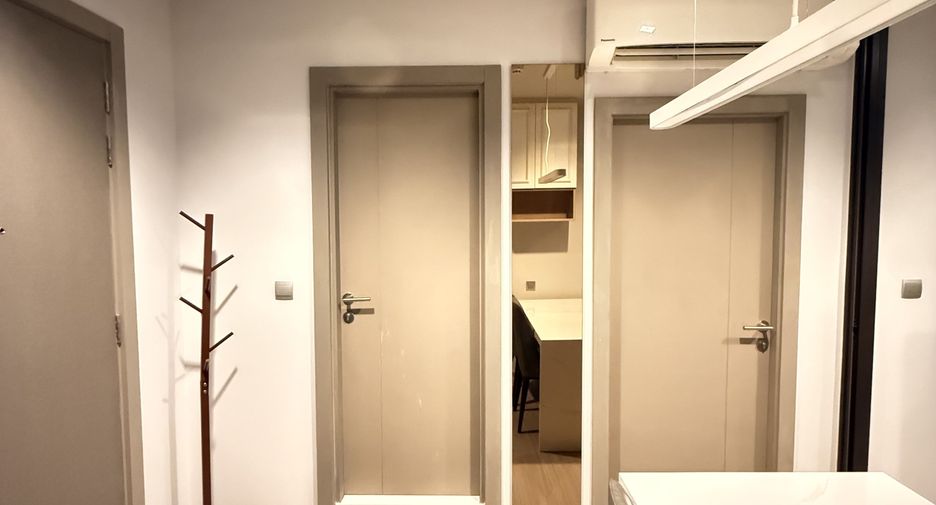 For sale 1 bed condo in Huai Khwang, Bangkok