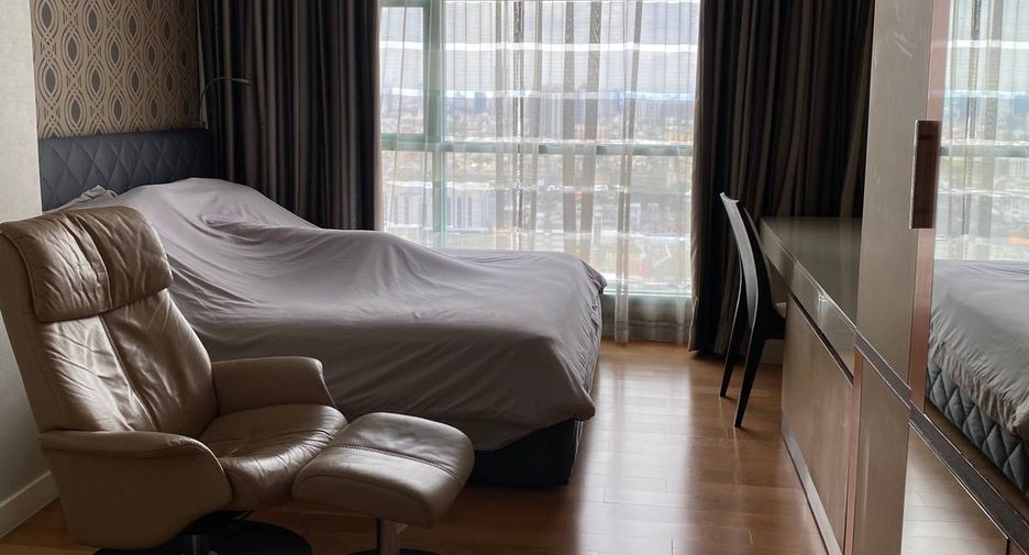 For sale 2 bedrooms condo in Bang Kho Laem, Bangkok
