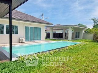For sale 3 bedrooms villa in Bang Lamung, Chonburi
