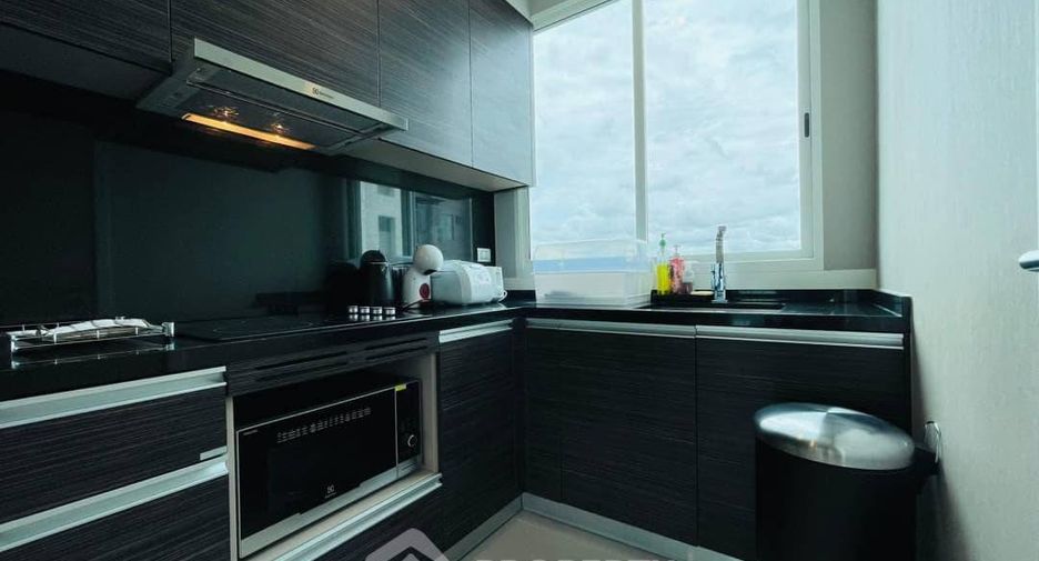 For sale 4 bedrooms condo in Jomtien, Pattaya