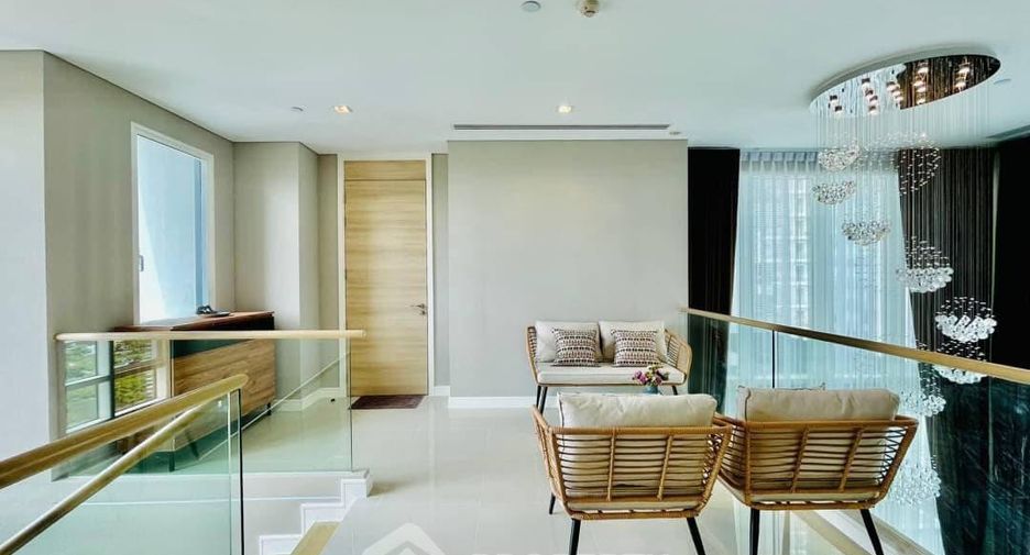 For sale 4 bedrooms condo in Jomtien, Pattaya