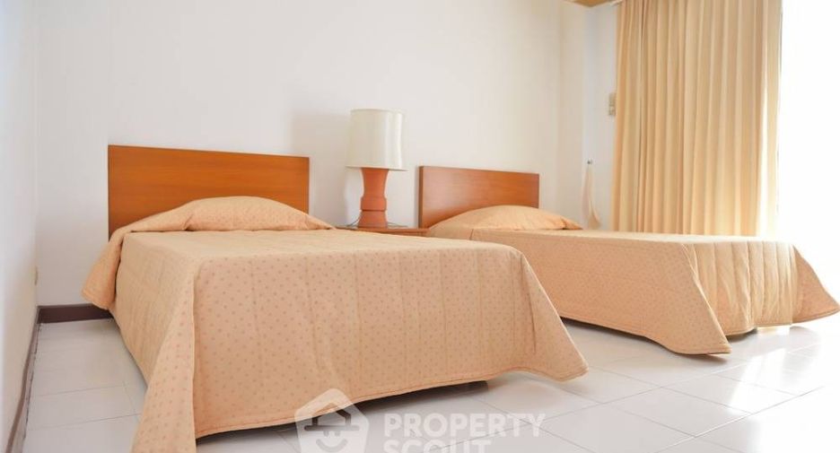 For rent そして for sale 2 ベッドルーム condo in Si Racha, Chonburi