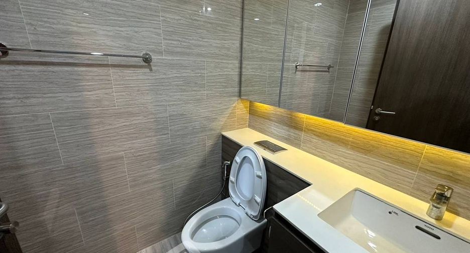 For sale 1 bed condo in Bang Na, Bangkok