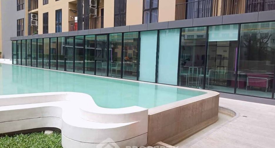 For sale 2 bedrooms condo in Bang Phlat, Bangkok