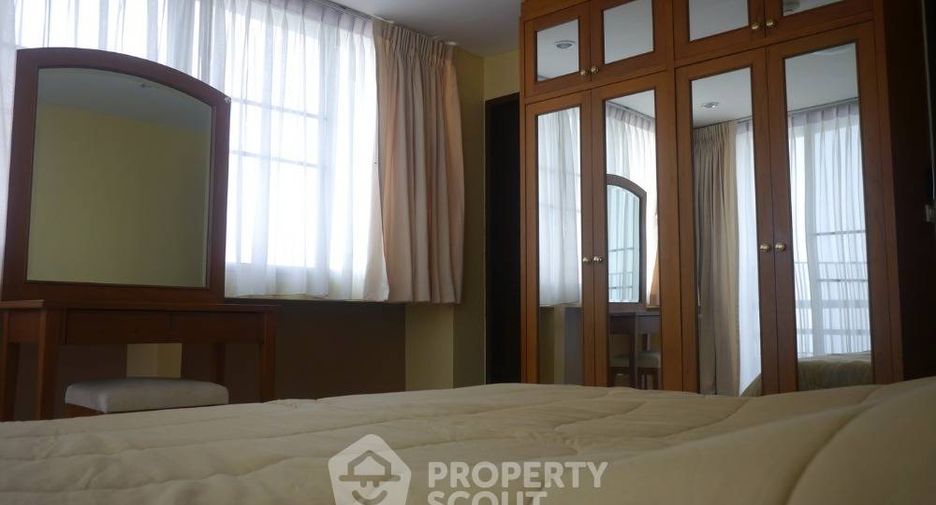 For sale 2 bedrooms condo in Si Racha, Chonburi