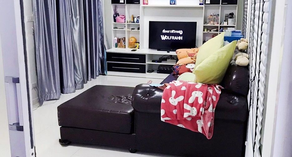 For sale 3 bedrooms house in Lat Krabang, Bangkok
