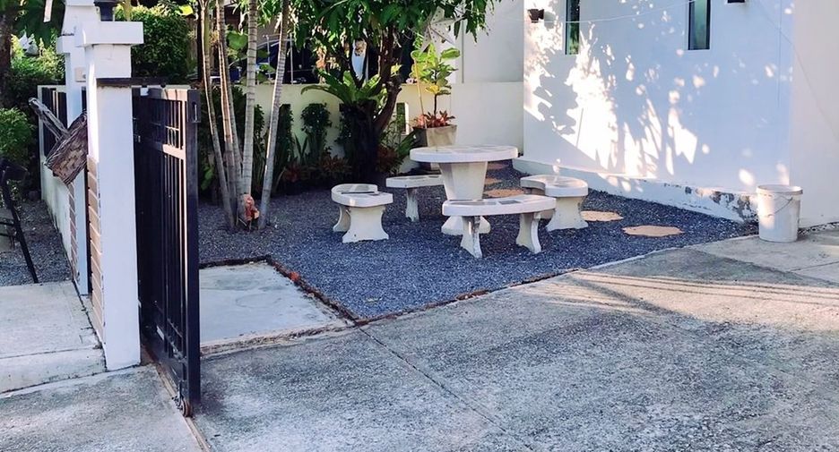 For sale 3 bedrooms house in Lat Krabang, Bangkok