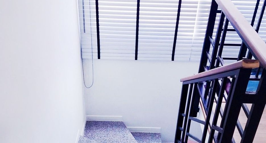 For sale 3 bedrooms house in Lat Krabang, Bangkok