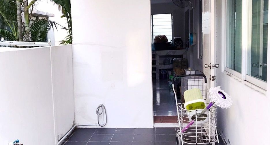 For sale 3 bedrooms house in Lat Krabang, Bangkok