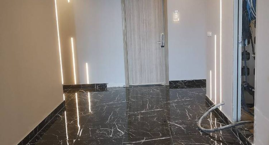 For sale 1 bed condo in Chom Thong, Bangkok