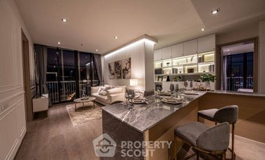 For sale 3 bedrooms condo in Khlong Toei, Bangkok