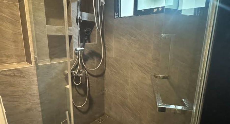 For sale 1 bed condo in Yan Nawa, Bangkok